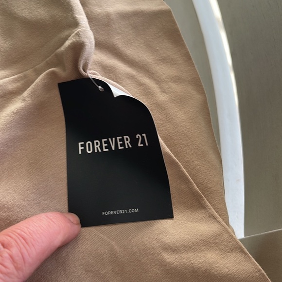 Forever 21  cream large women leggings. - Picture 2 of 4
